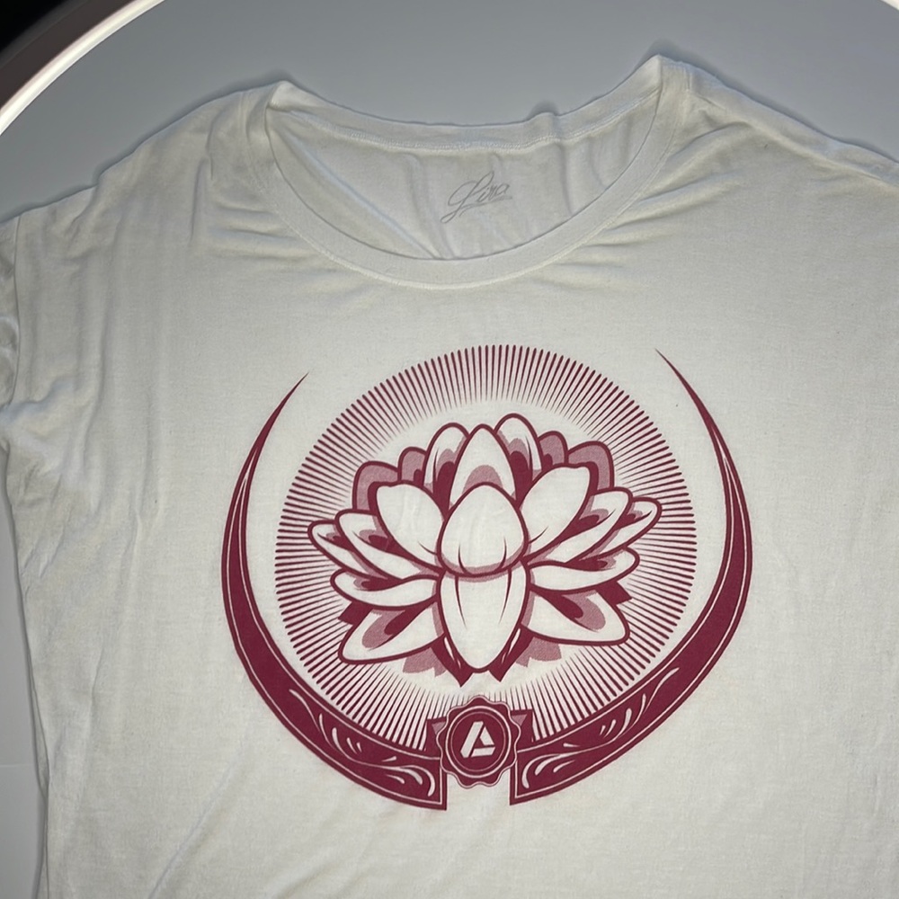 1080- Open lotus flower boat neck top- medium